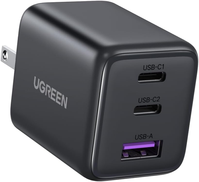 UGREEN 30W GAN Cargador Tipo USB C con 3 Puertos
